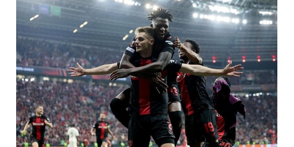Le Bayer 04 Leverkusen brise une séquence de 59 ans sans défaite en première division de l'UEFA